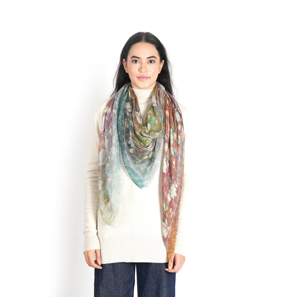 Magnolia Blossom Gradient Square Wrap - Chestnut Brown
