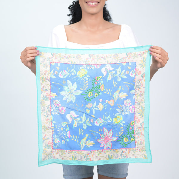 CHARMING FLORAL BANDANA - AZURE