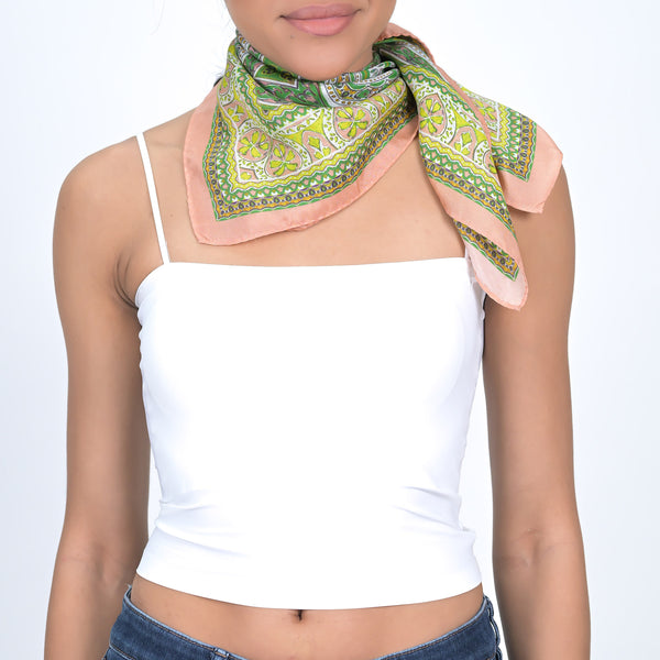 GEOMETRIC PRINT BANDANA - PEAR