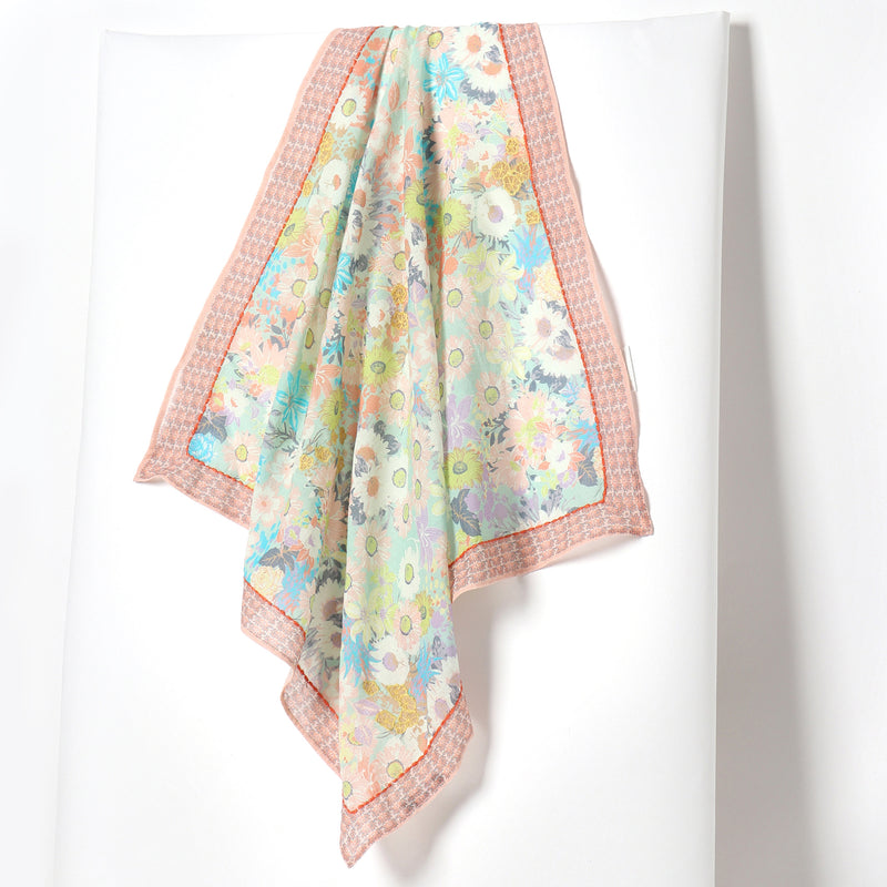 African Daisy Bandana - Pink Mint